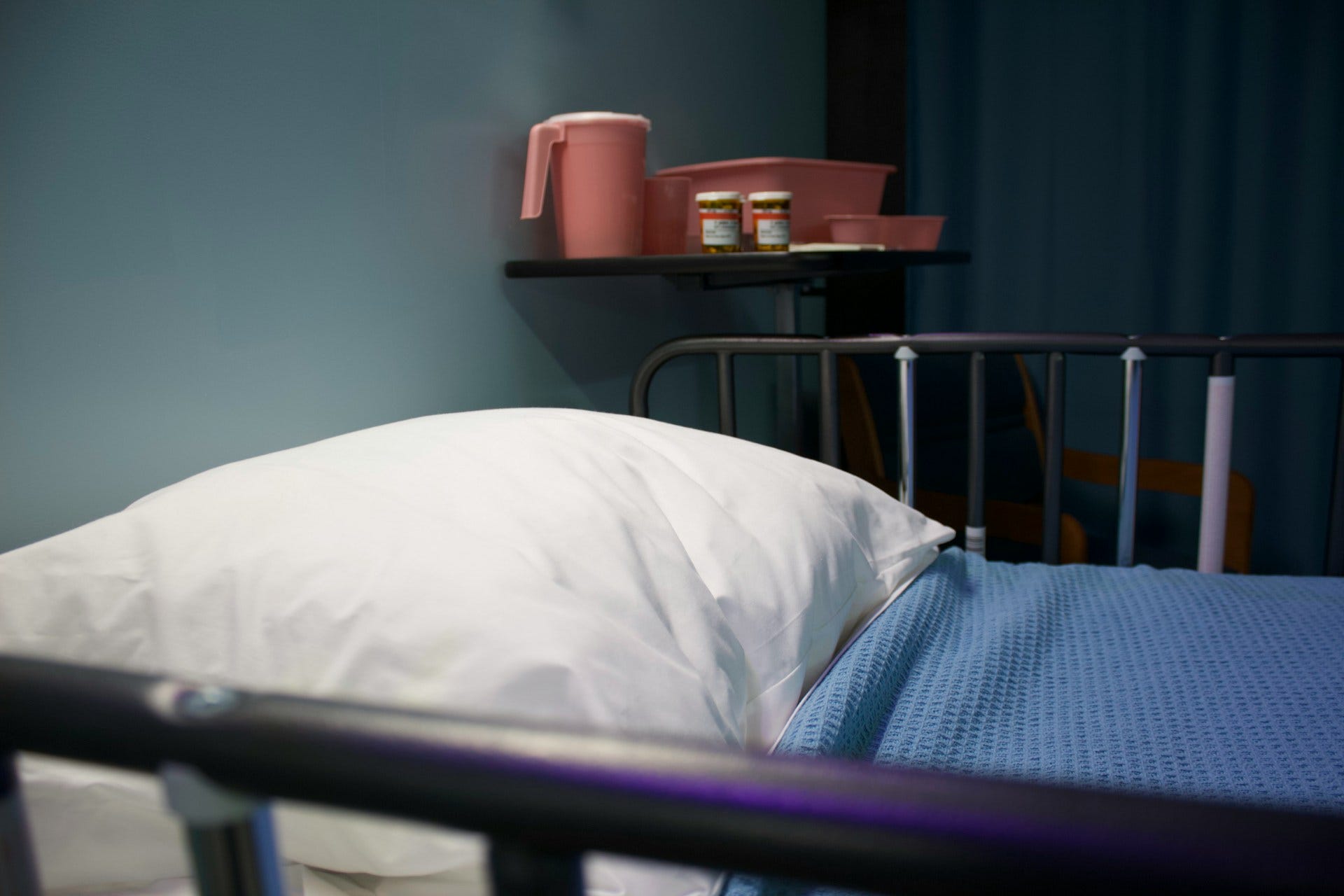 When Is the Right Time to Buy a Hospital Bed for Your Senior Loved One?