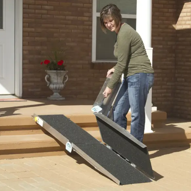 Multifold Portable Aluminum Ramp